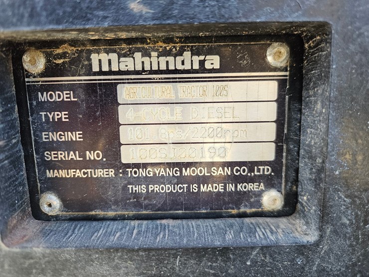 2014-mahindra-mforce-100s-image-23