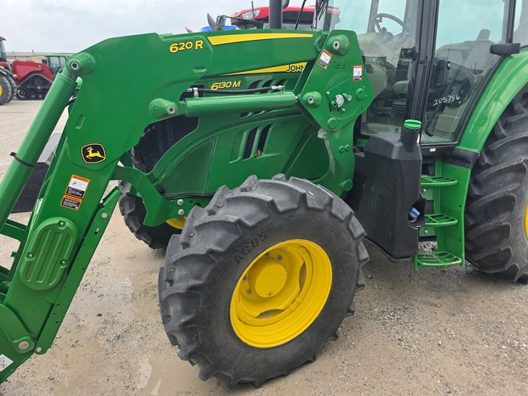 2019-john-deere-6130m-image-23