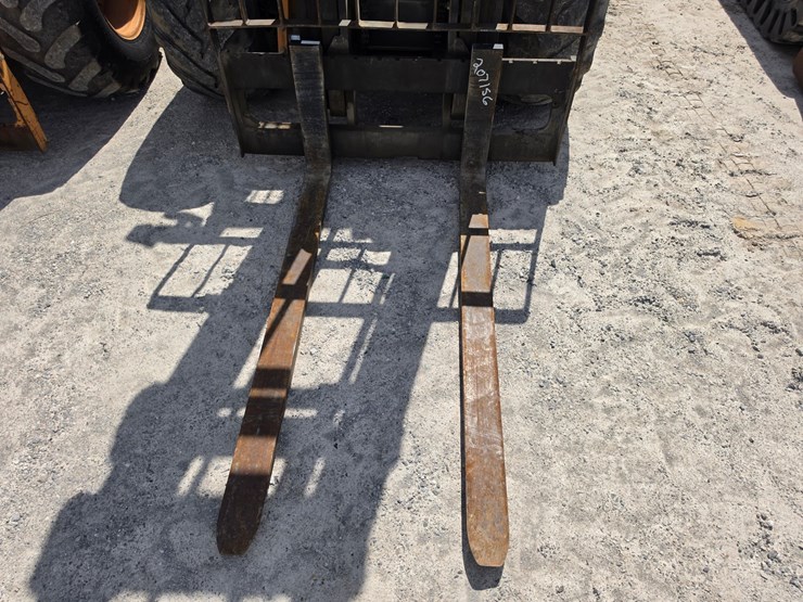 2019-case-588h-image-3