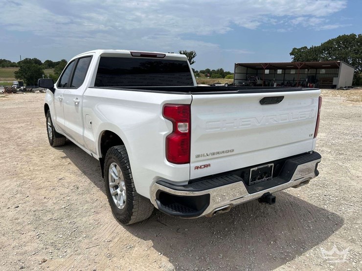 2023-chevrolet-silverado-1500-image-2