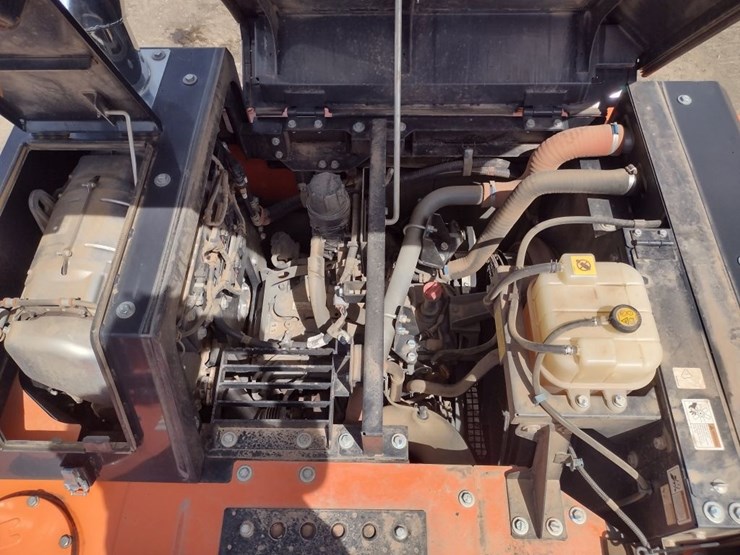 hitachi-zx160-lc-6n-image-43