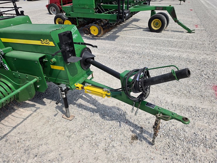 2016-john-deere-348-image-2