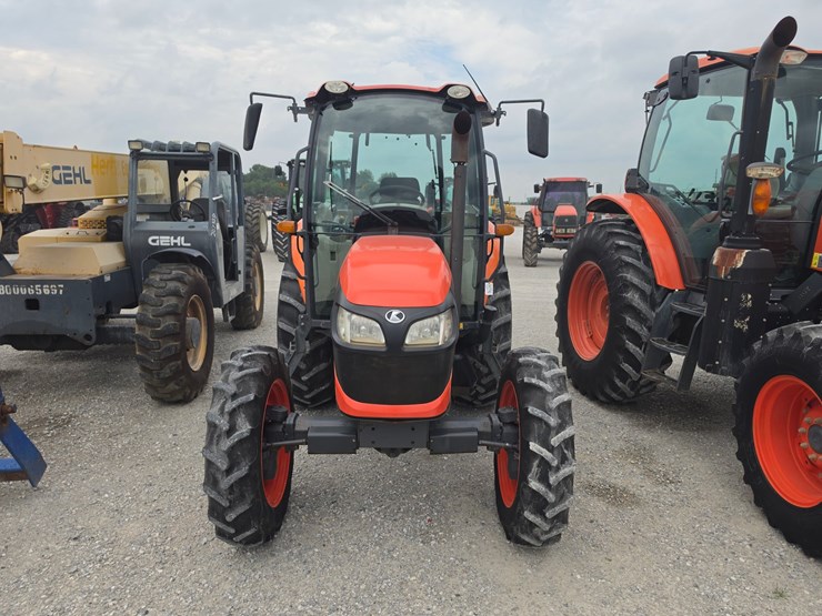 2015-kubota-m7060-image-4