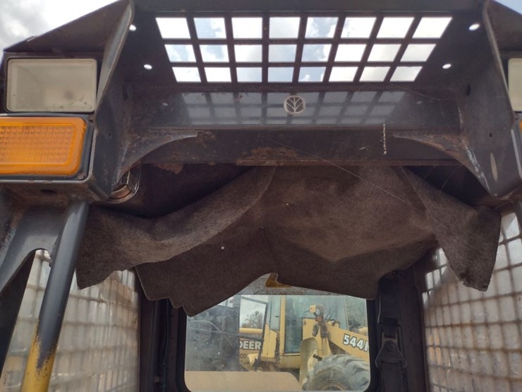 new-holland-ls150-image-7