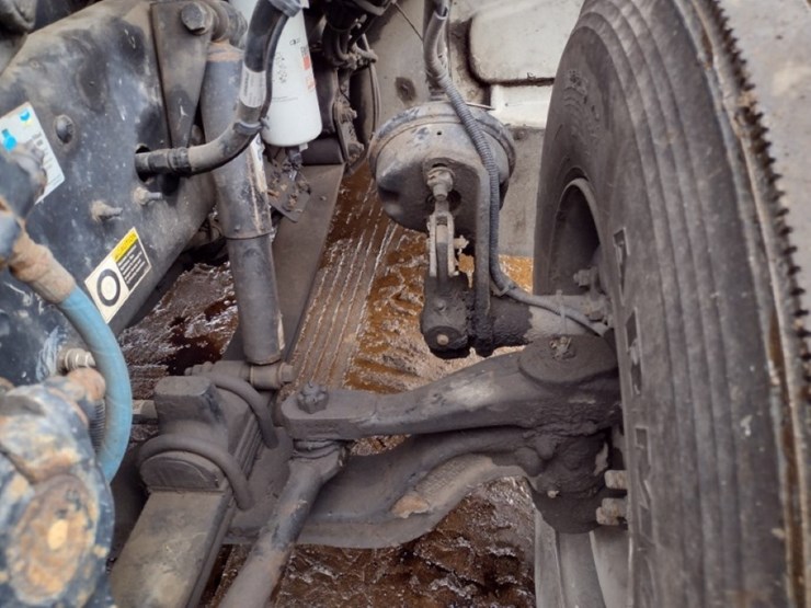 peterbilt-337-image-24