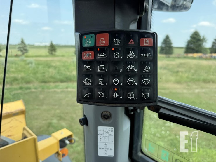 2019-deere-524l-image-53