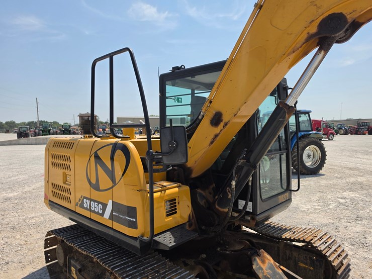 2019-sany-sy95c-image-22