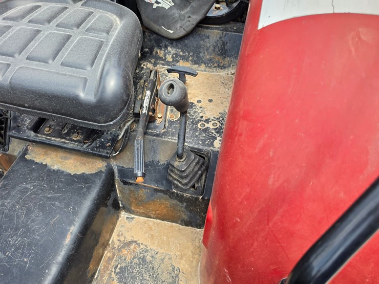 case-ih-jx1070c-image-11