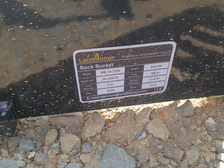 #l76-054-•-landhonor-72"-rock-bucket-skid-steer-attachment-image-8