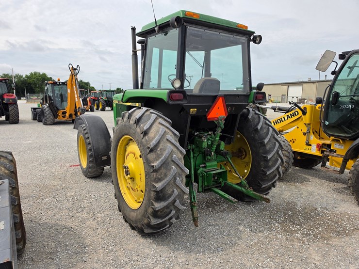 1988-john-deere-4050-image-12