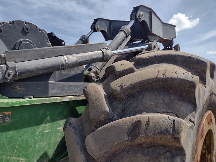 deere-748l-ii-image-16