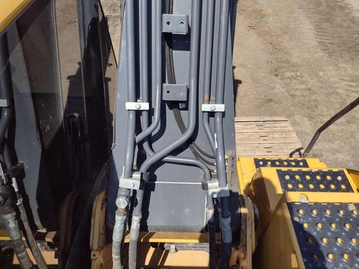 deere-210g-lc-image-40