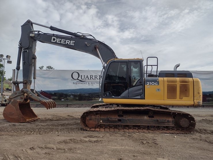 deere-210g-lc-image-1