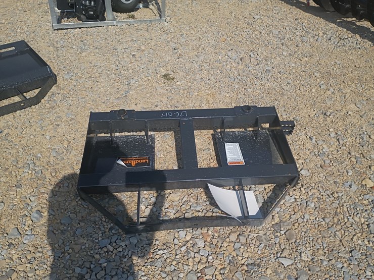 #l76-017-•-landhonor-bale-spears-skid-steer-attachment-image-5