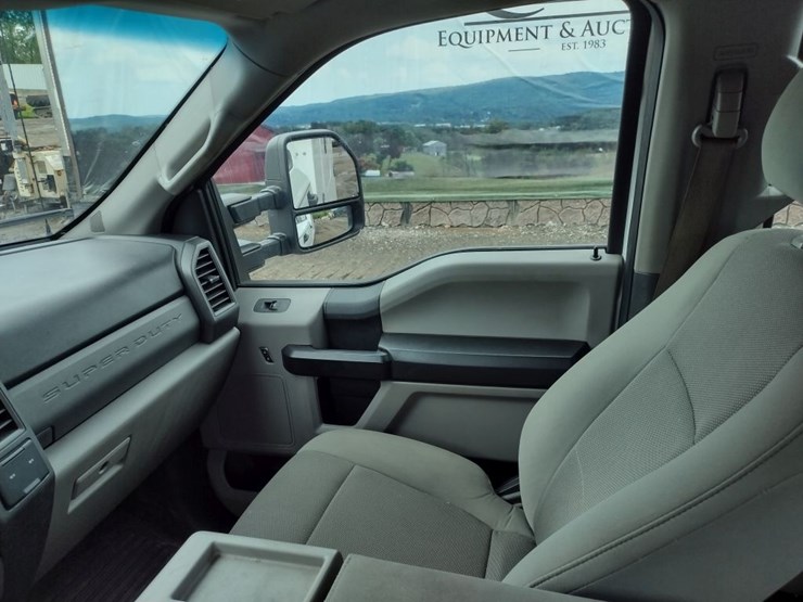 2018-ford-f350-image-12