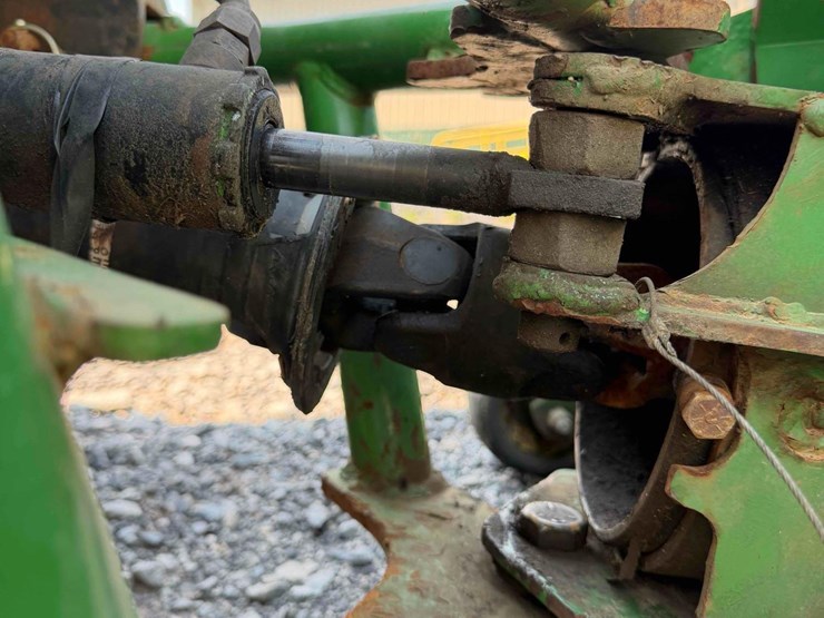 john-deere-1445-image-7