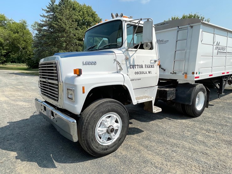 1988-ford-l8000-image-1