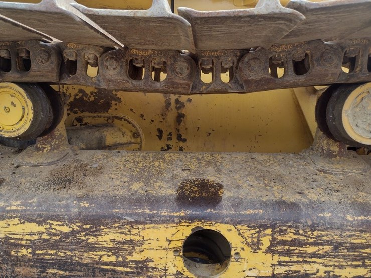 komatsu-d51pxi-22-image-31