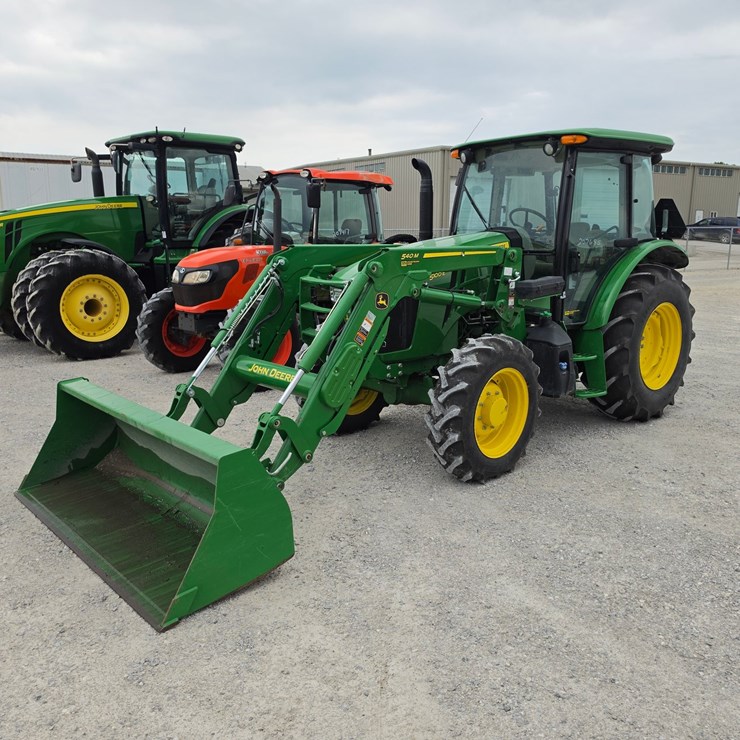 2023 JOHN DEERE 5100E