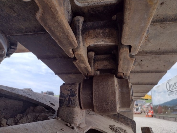 deere-160g-lc-image-29