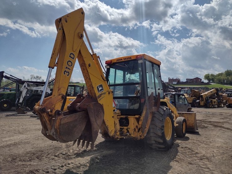 john-deere-310d-image-40