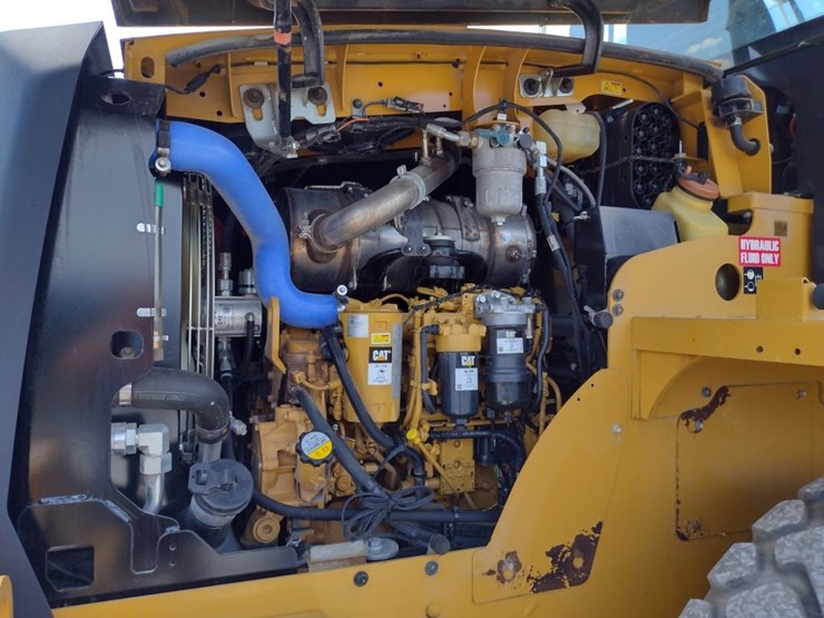caterpillar-910m-image-33