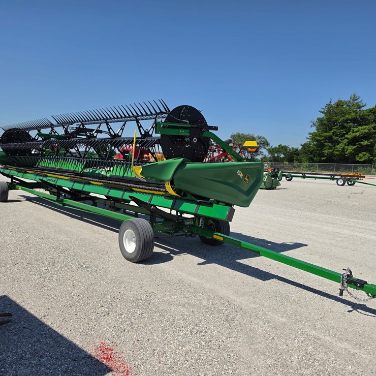 2022 JOHN DEERE HD35F