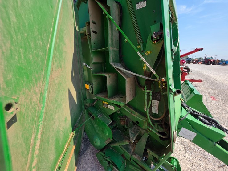 2008-john-deere-468-image-12