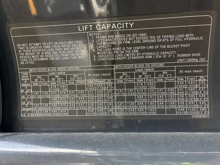 2023-deere-35g-image-30