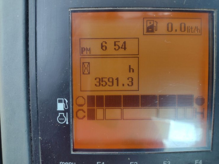 yanmar-sv100-2a-image-6