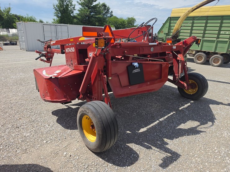 2013-new-holland-h7450-image-5