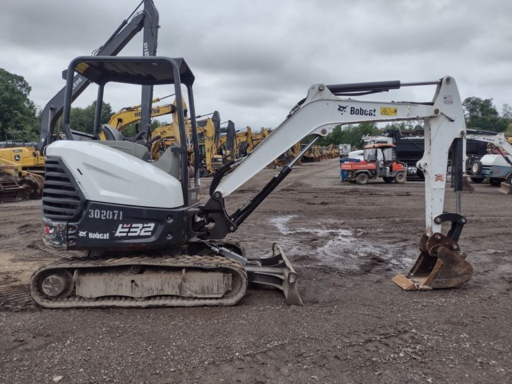 bobcat-e32i-image-3