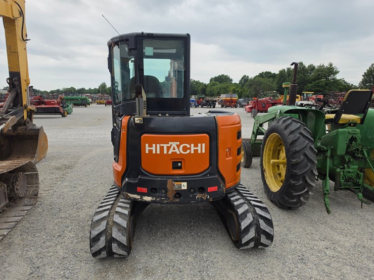 2021-hitachi-zx50u-5-image-15
