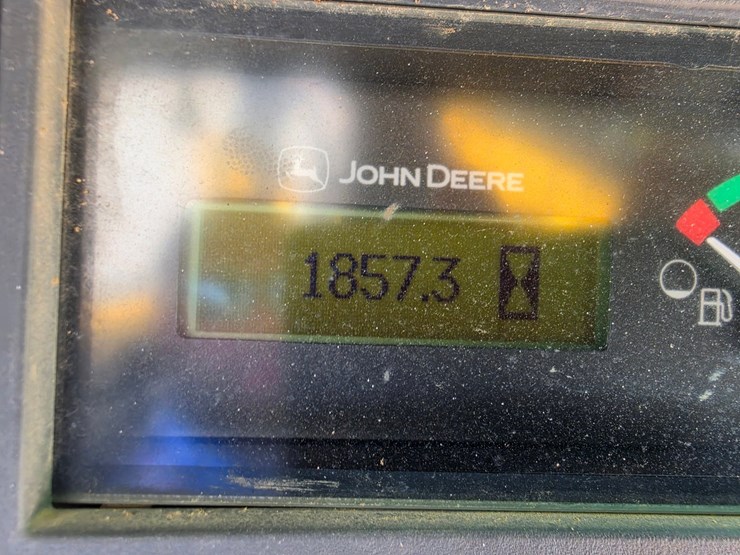 2023-deere-317g-image-12