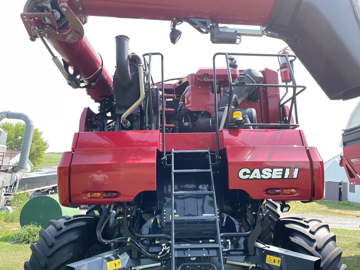 2018-case-ih-7240-image-92