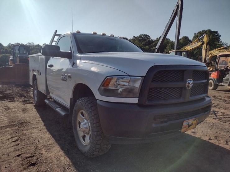 dodge-3500-image-43