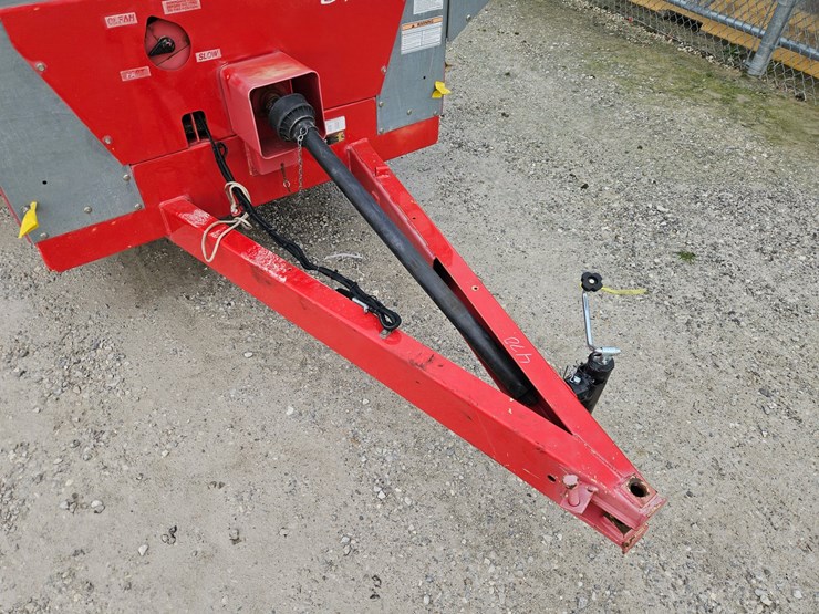 2014-agco-3722-image-2