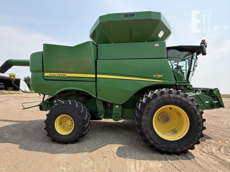 2020-john-deere-s780-image-4