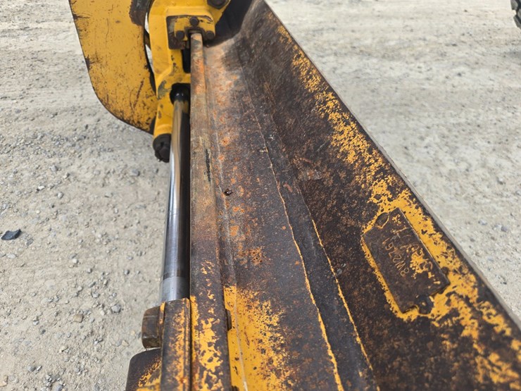 2007-caterpillar-12h-image-48
