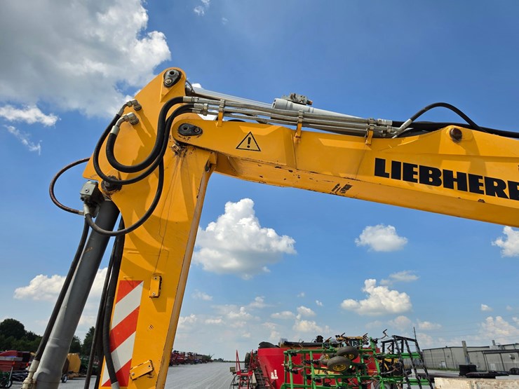 2006-liebherr-a900c-image-5