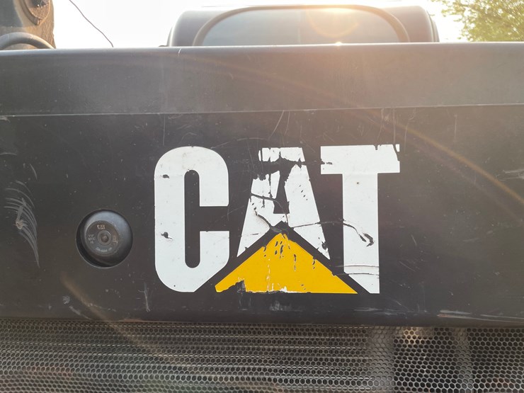 caterpillar-242d-image-9