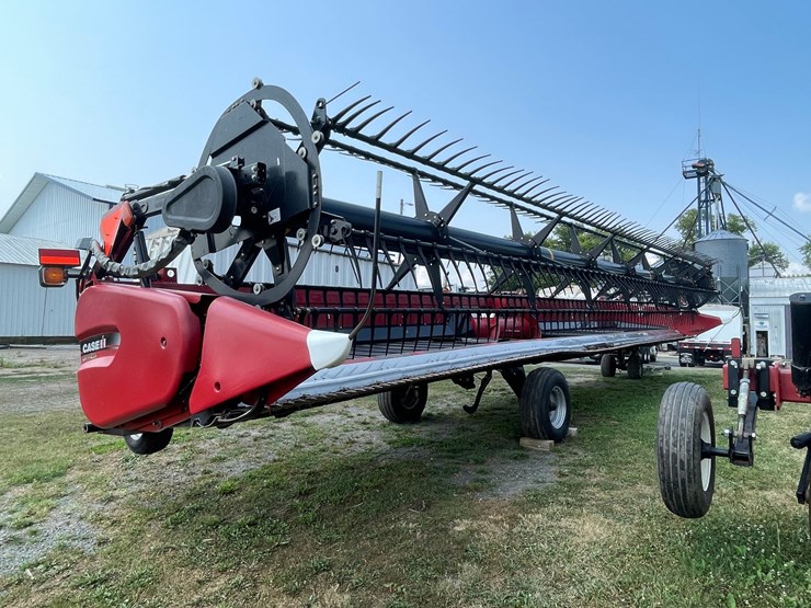 2018-case-ih-3162-image-3