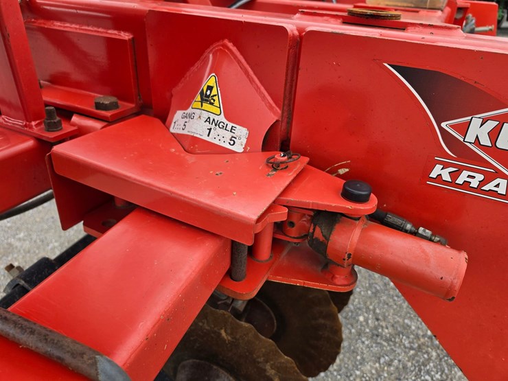 2015-kuhn-krause-8000-40-image-18