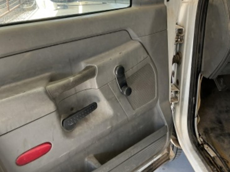 2008-dodge-ram-2500-image-23
