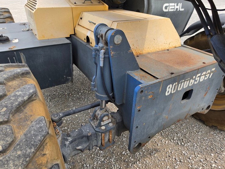 2016-gehl-rs8-42-image-18