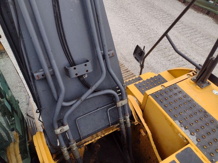 deere-380g-lc-image-43