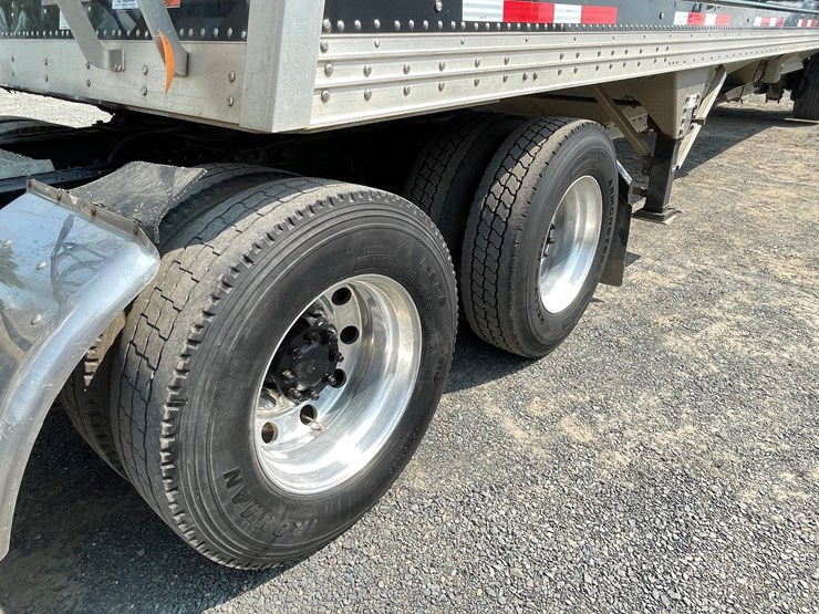 2011-international-prostar-image-22