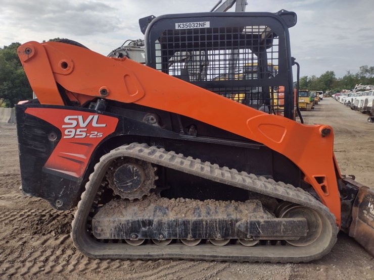 kubota-svl95-2s-image-24