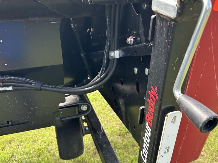 2021-mac-don-fd145-image-8