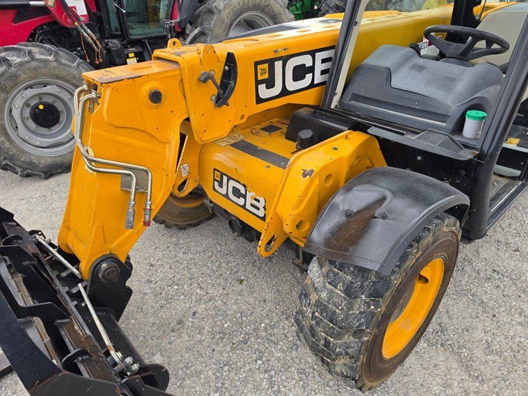 2018-jcb-505-20tc-image-5
